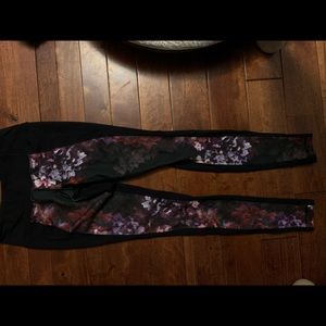Lululemon full length size 6 leggings!